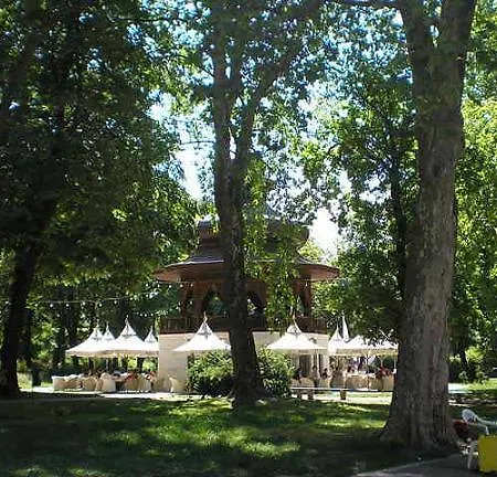 Kvartira Andric Saraj Aparthotel *